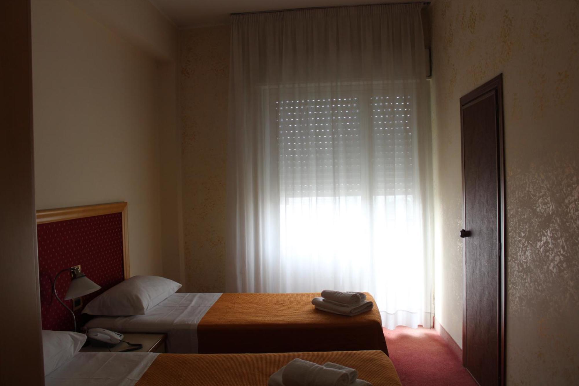 Hotel Palace Masoanri'S Reggio de Calabre Extérieur photo