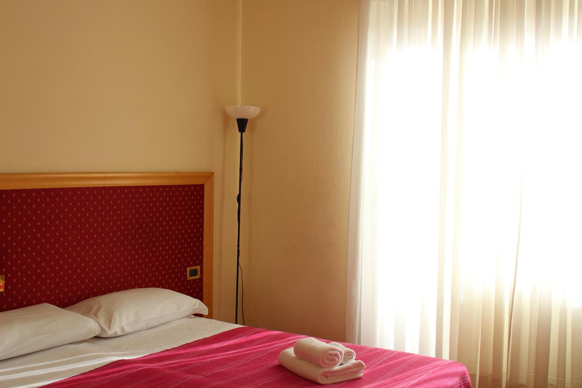 Hotel Palace Masoanri'S Reggio de Calabre Extérieur photo